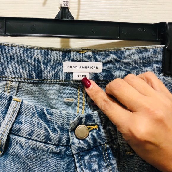 Good American Straight Leg Blue Jeans - Picture 3 of 3